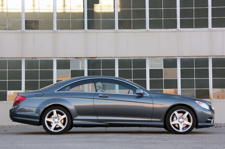  Mercedes-Benz CL550 4Matic 2011 года  (фото 7 из 40)
